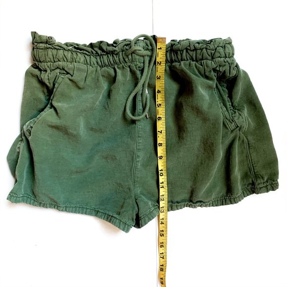 UO green brady tencel paperbag shorts XL - Picture 4 of 6